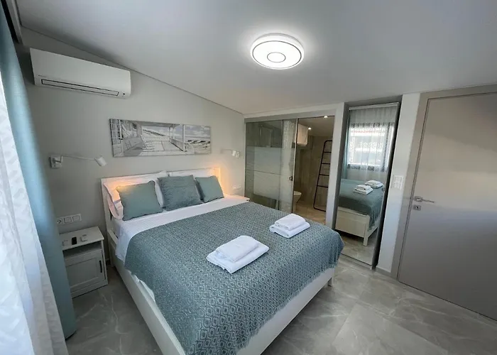 Callisto Luxury * Nikiti (Sithonia)