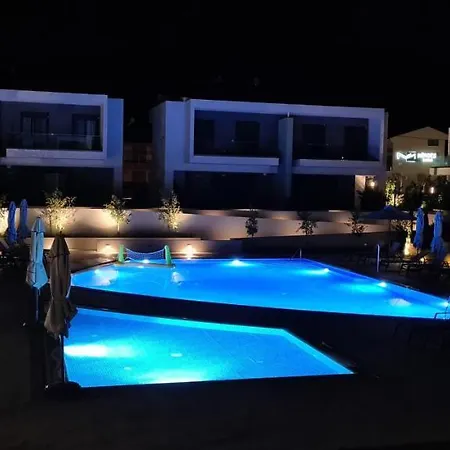 Callisto Luxury Apartment